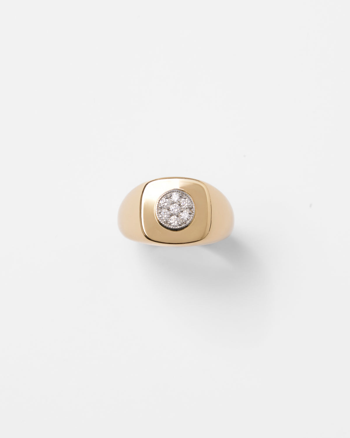 Bague chevalière en or, pavage rond en diamants