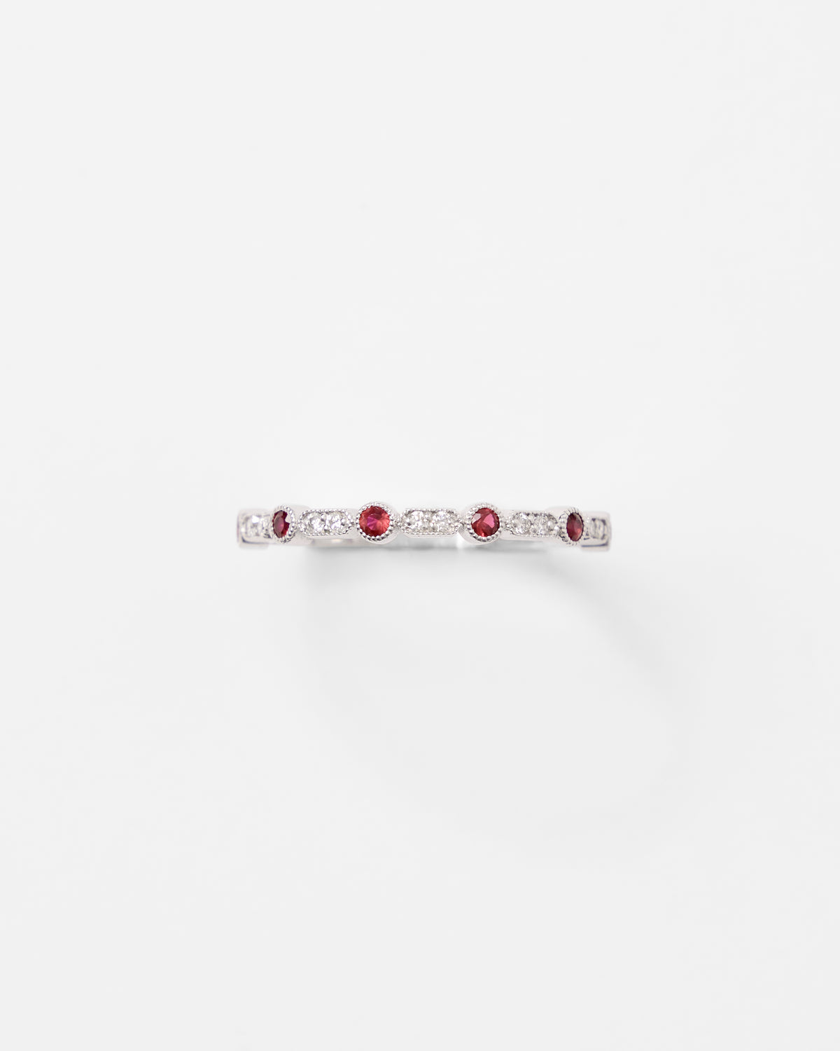 Bague demi-alliance vintage en or et pierres précieuses
