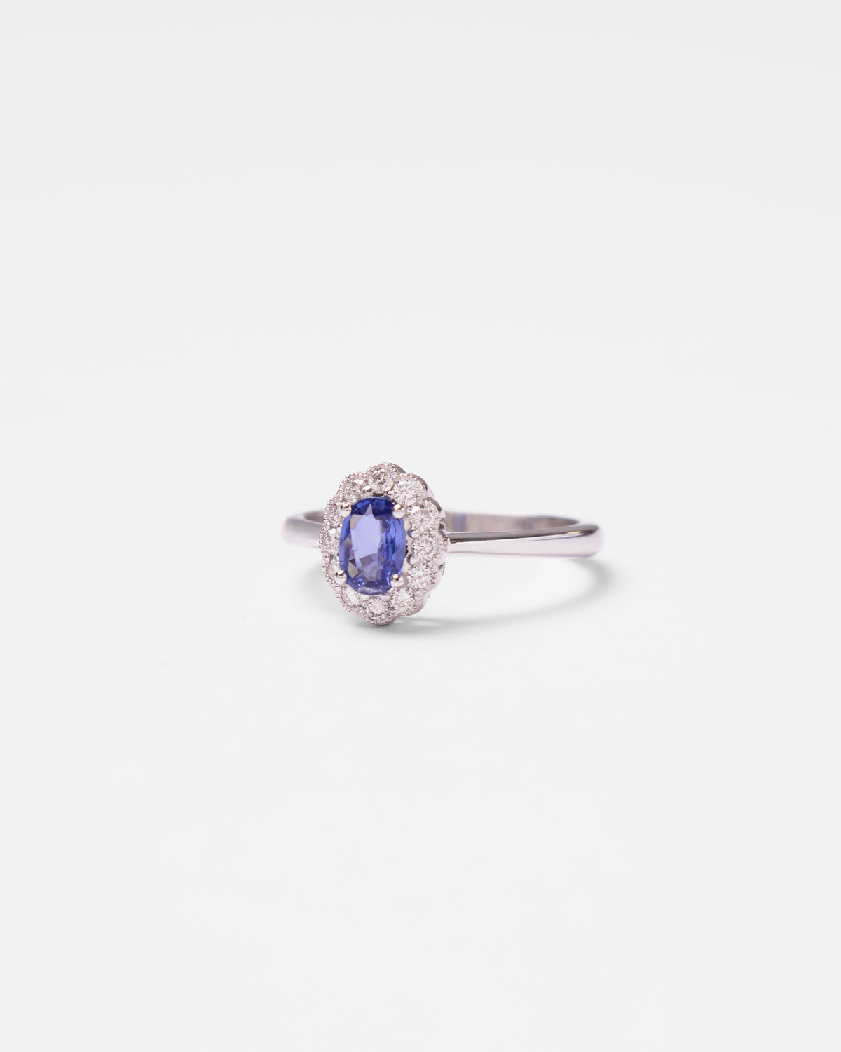 Bague marguerite en or et pierres précieuses
