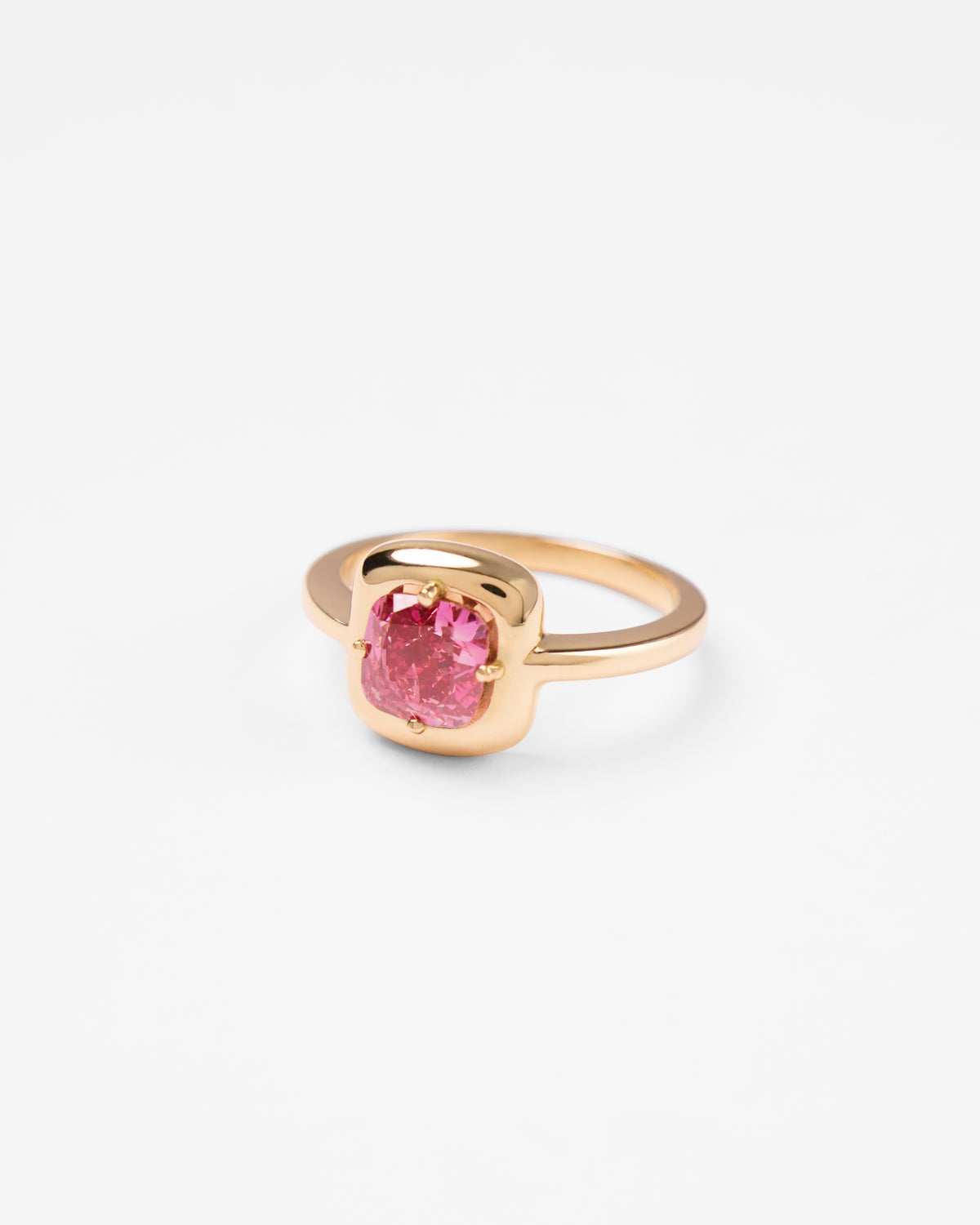 Bague pebble en or et saphir rose