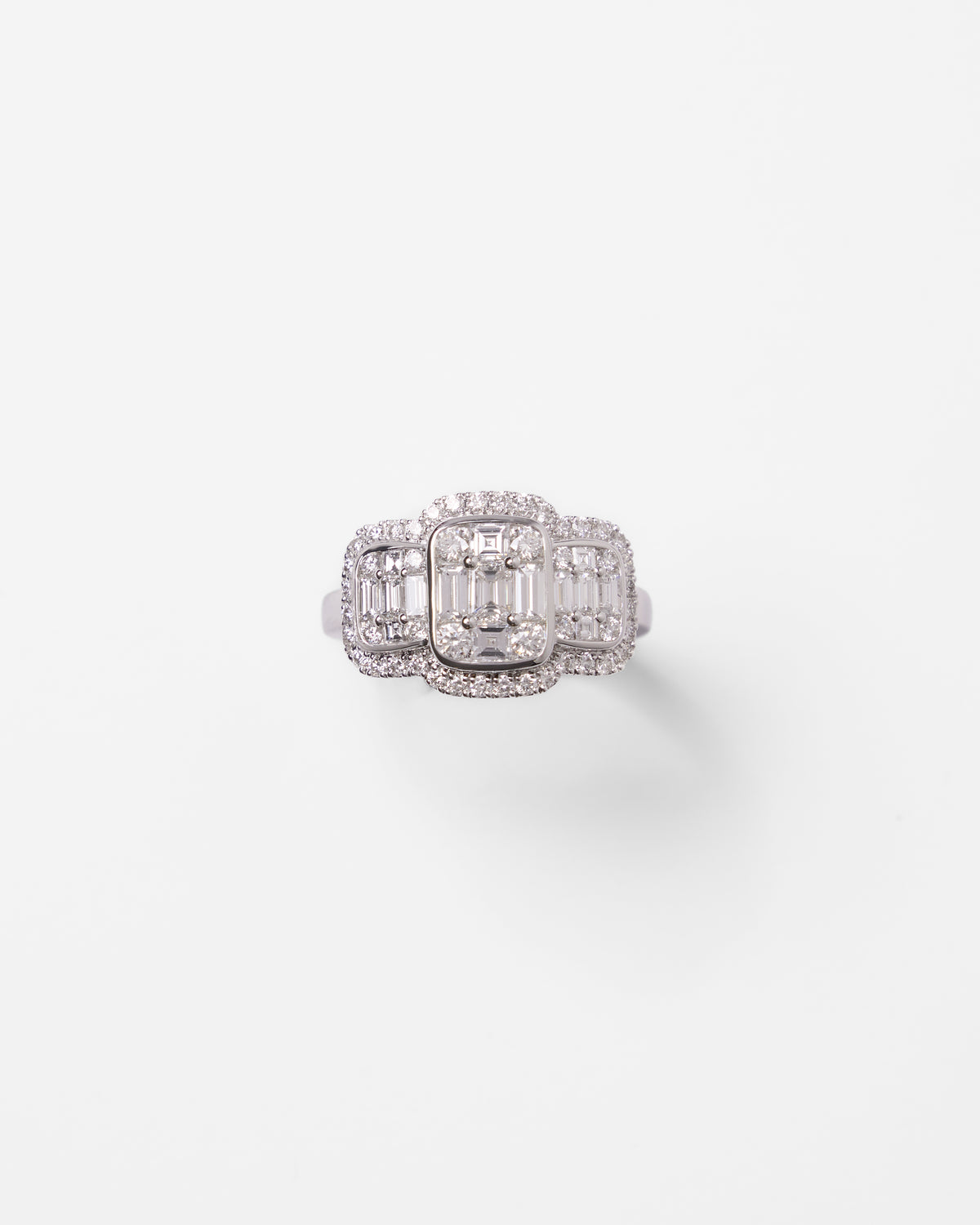 Bague signature en or blanc et diamants