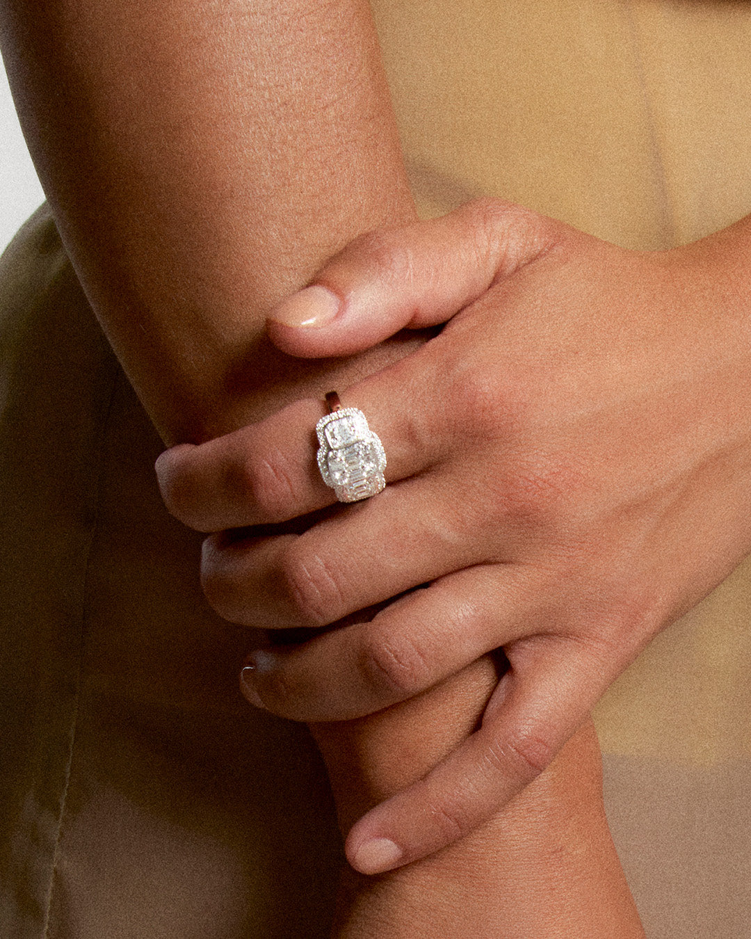 Bague Signature en or jaune et diamants