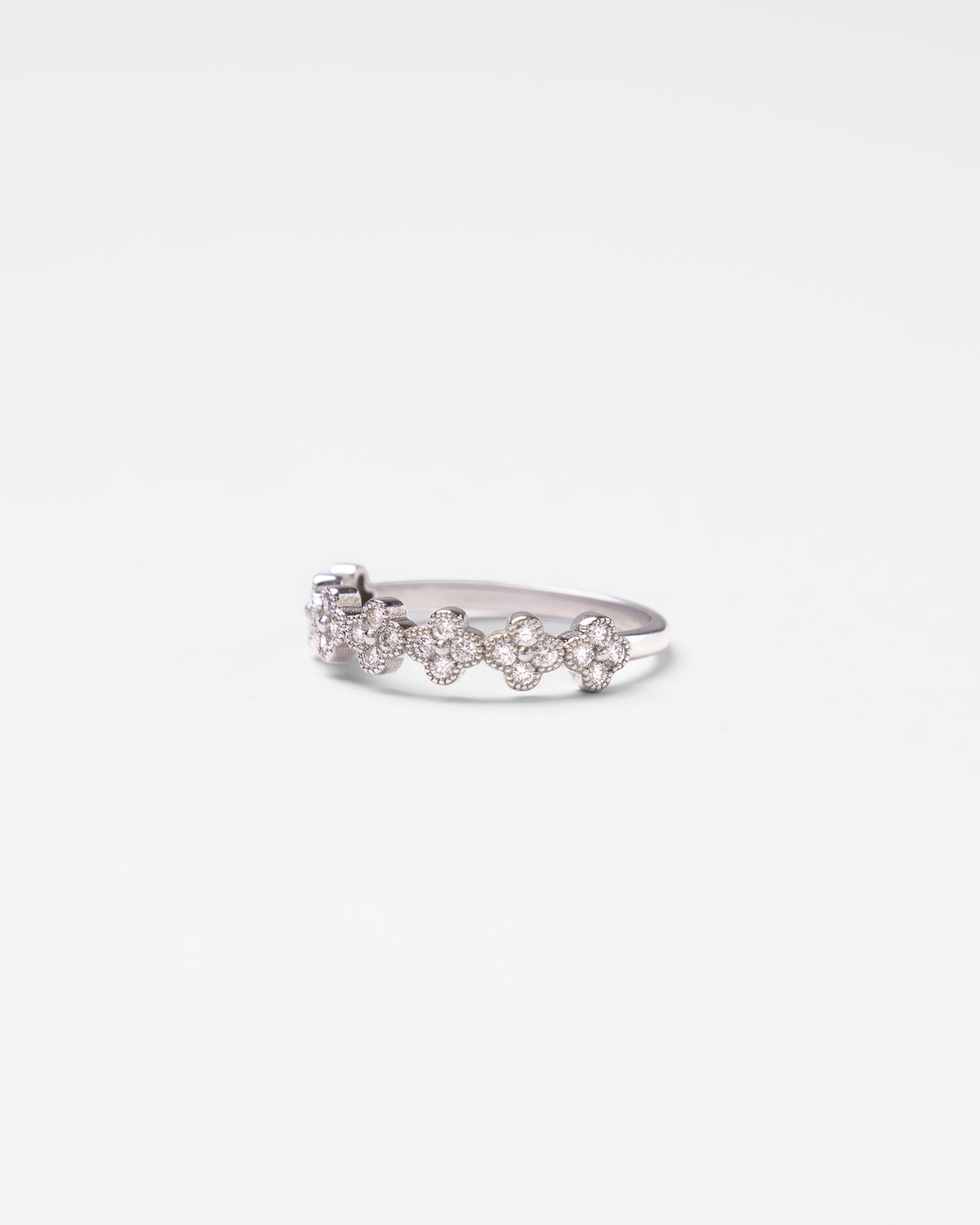 Bague trèfles en or et diamants