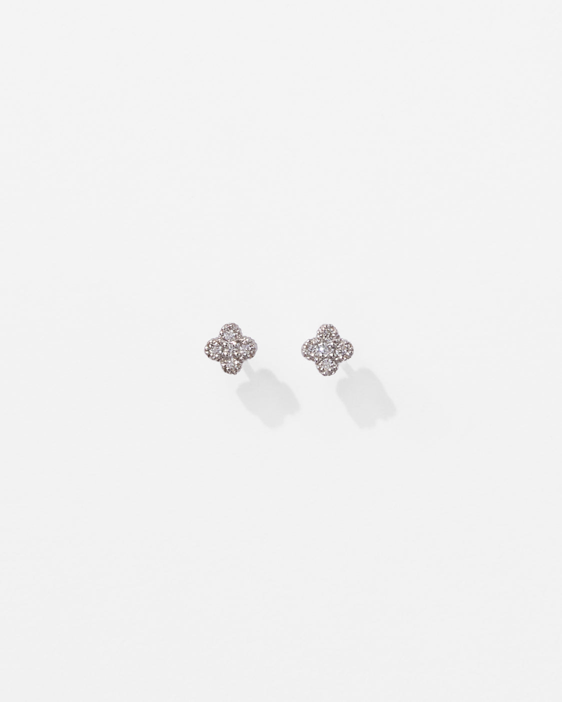 Boucles trèfle en or et diamants