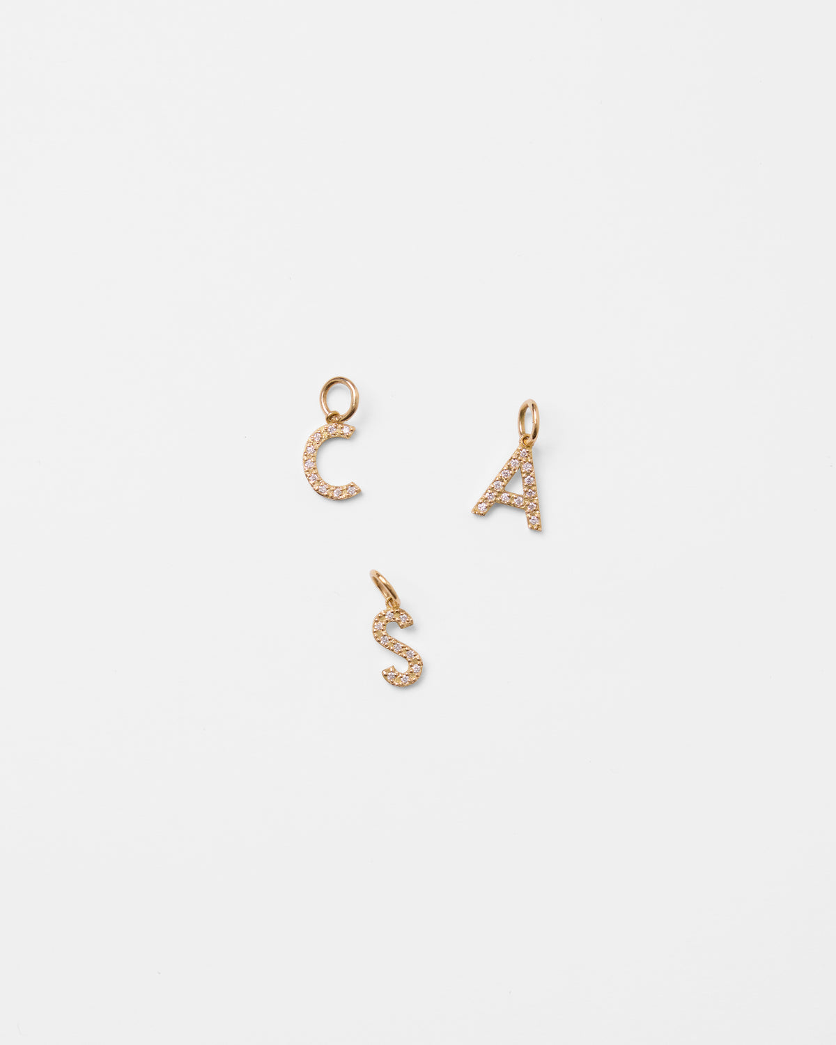 Pendentif lettre classique